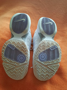 Tennisejalatsid Nike 39 (4 foto / 4)