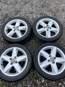 Chevrolet Epica R17 valuveljed 4x114.3 et 49 suverehvidega (1 foto / 6)