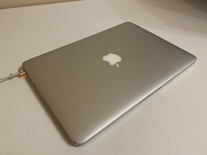 Apple MacBook Pro 13, Late 2013, i5, 500GB SSD, 8GB RAM (7 foto / 10)