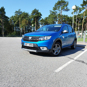 Dacia sandero st (3 foto / 6)