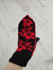 Kootud sokid ja kindad (5 foto / 10)