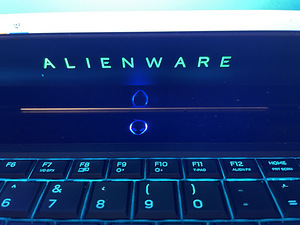 Alienware 17 R4 GTX 1080 (3 foto / 3)