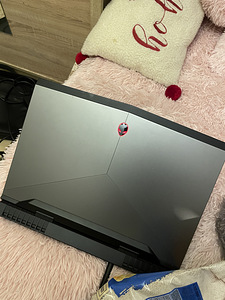 Alienware 17R4 gtx1080 17”3 (3 foto / 3)