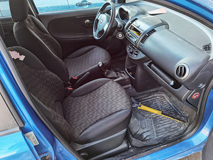 Nissan Note 2008 1.4 bensiin manual (3 foto / 4)