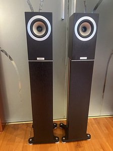 Tannoy Revolution DC4 + eritellimusel alused (1 foto / 9)
