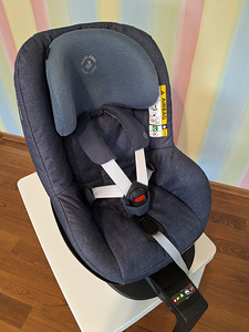 Turvatool Maxi-Cosi i-Size R129 + isofix alus (5 foto / 7)
