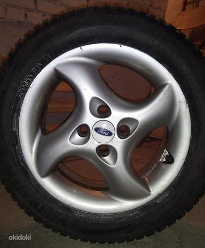 Форд ориг, 16 дюймов. Литые диски + шипованная резина. (фото #1)