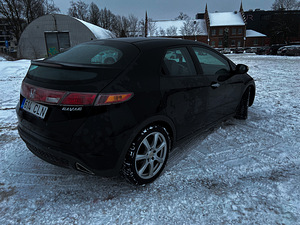 Honda Civic (3 foto / 9)