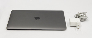 MacBook Air (Retina, 13-inch, 2020) (3 foto / 3)