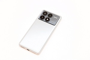 Poco X6 Pro 512GB (3 фото из 3)