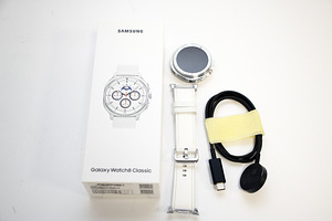 Samsung Galaxy Watch 8 Classic 46mm (2 foto / 2)