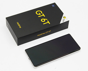 Realme GT 6T 256GB (2 foto / 3)