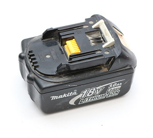 Makita 3.0Ah (2 foto / 2)