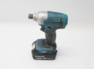 Makita DTD153 + 5.0ah (2 foto / 2)