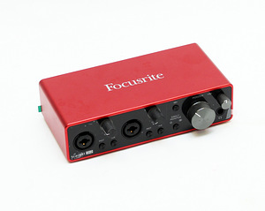 Focusrite Scarlett 2i2 3rd Gen (2 фото из 2)