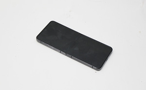 Samsung Galaxy Z Flip 4 256GB (2 foto / 3)