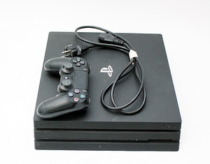 Sony PlayStation 4 Pro 1TB (2 foto / 2)