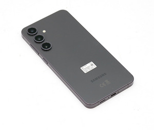 Samsung Galaxy S24 FE 128GB (3 foto / 3)
