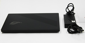 Asus ROG Strix SCAR 18 (3 foto / 3)