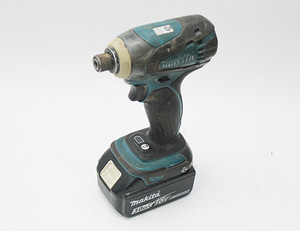 Makita DTD146  + 3.0Ah (2 foto / 2)