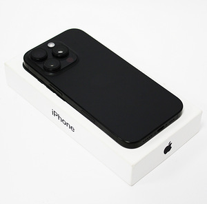 iPhone 16 Pro 128GB (3 фото из 3)