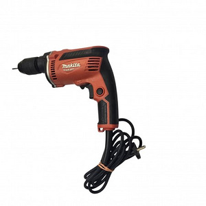 Makita M8104 (1 foto / 2)