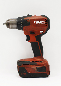 Hilti SF 4-A22 + 4.0Ah (2 foto / 2)