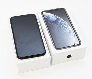 iPhone XR 64GB (2 фото из 3)