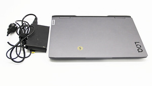 Lenovo LOQ 15IRH8 (2 foto / 3)