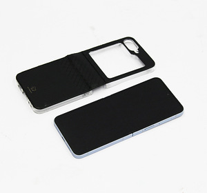 Samsung Galaxy Flip 6 512GB (2 foto / 3)