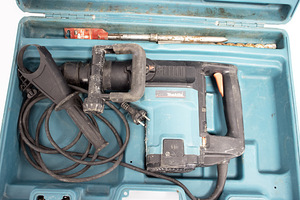 Makita HR4500C (2 foto / 3)