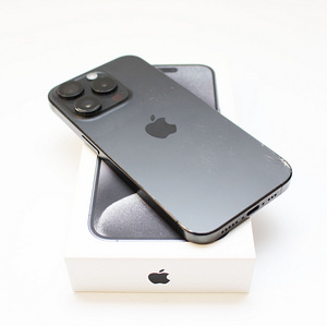 Apple iPhone 15 Pro 256GB (3 фото из 3)