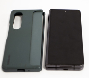 Samsung Galaxy Z Fold4 256GB (4 foto / 4)