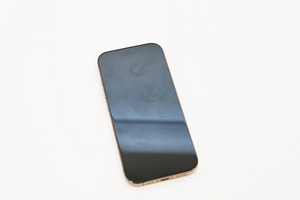 iPhone 16 Pro 128GB (2 foto / 3)
