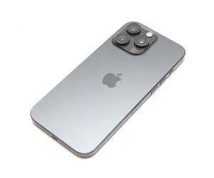 iPhone 16 Pro Max 512GB (3 фото из 3)