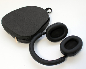 Sony WH-1000XM5 (2 foto / 3)