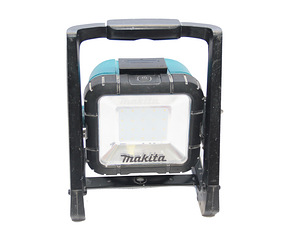 Makita DML805 (2 foto / 2)