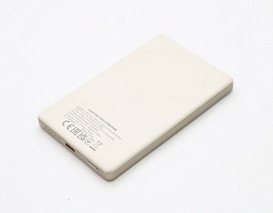 PowerBank Canyon OnPower 505 Slim Magsafe, 5000 mAh, 20 W (3 foto / 3)