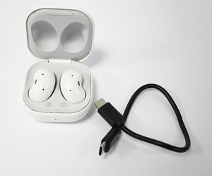 Samsung Galaxy Buds Live (2 foto / 2)