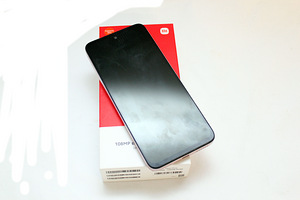 Xiaomi Redmi 13 128GB (2 foto / 3)
