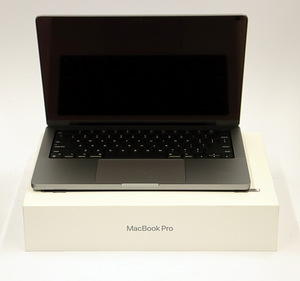 MacBook Pro 14 2021 M1 Pro Varuosadeks (2 foto / 3)