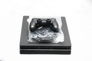 Sony PlayStation 4 Slim 500GB (2 foto / 2)