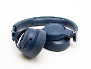 JBL Tune 760nc (2 фото из 2)