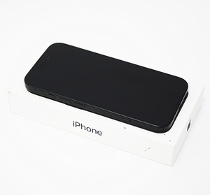 Apple iPhone 16 128GB (2 фото из 3)