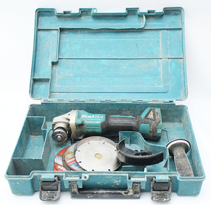 Makita DGA511 (2 foto / 2)