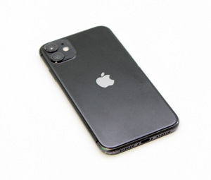 IPhone 11 128GB (2 фото из 3)