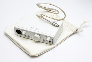 Arturia Minifuse 1 White (2 foto / 2)