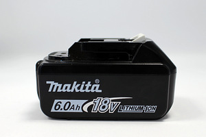 Makita 6.0Ah (2 foto / 2)