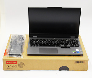Lenovo LOQ 15IAX9 (2 фото из 3)
