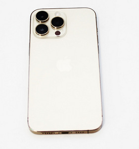 Смартфон iPhone 14 Pro Max 128GB (2 фото из 3)